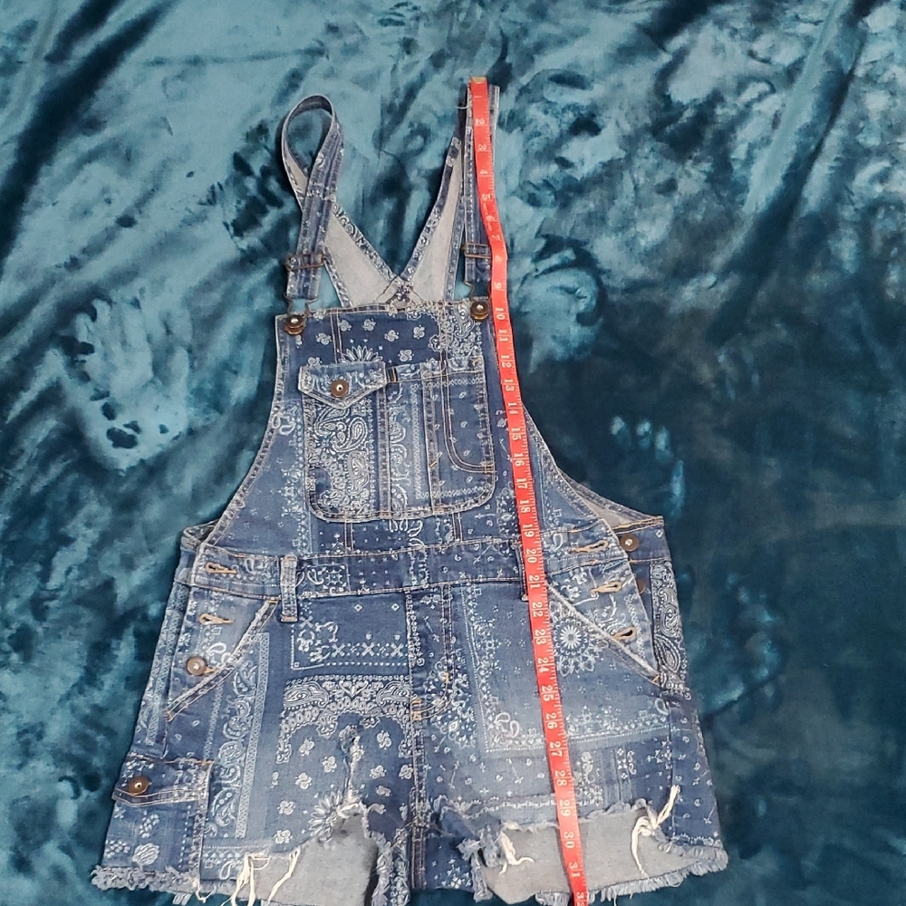 Blue Denim Patterned Ripped Overall Shorts! - Picture 7 of 15
